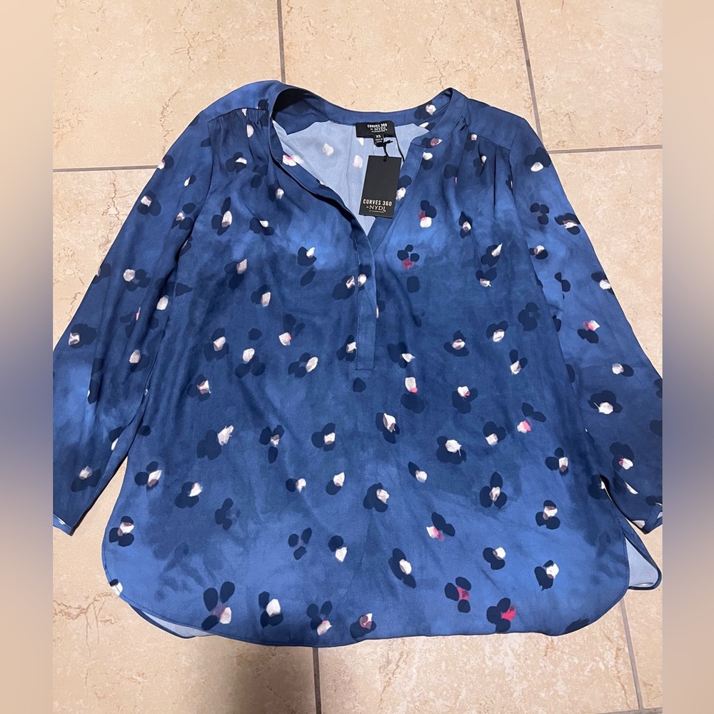 NWT NYDJ shirt